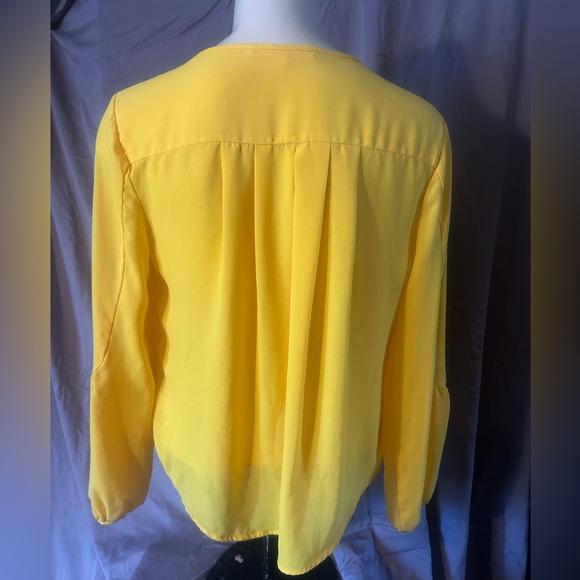 Violet & Claire Sunny Yellow Blouse - Picture 2 of 4